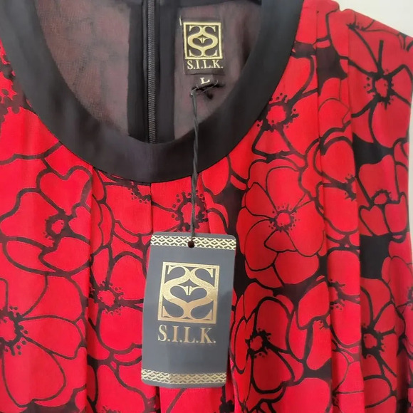 S.I.L.K Sleeveless Floral Dress 100% Silk Pleated Red & Black Sz L Chiffon - Picture 4 of 7